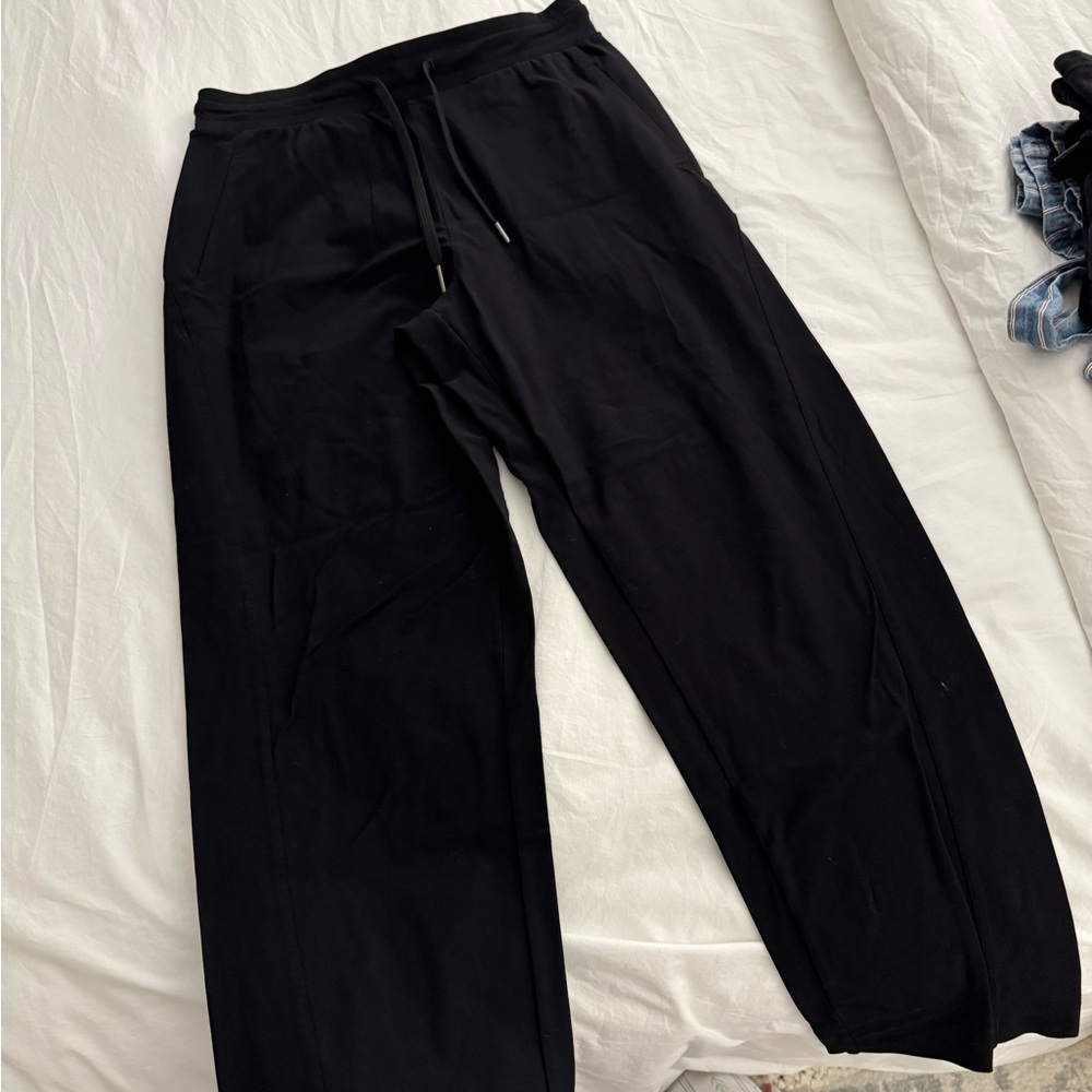 Sweaty Betty Black Straight Leg Pants